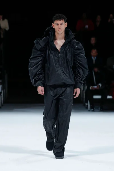 Look 54